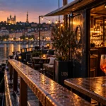 peniche lyon au coucher du soleil sur le Rhône, apéro Rhône